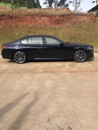 BMW 745Le 3.0 TWINPOWER HÍBRIDO M SPORT AUTOMÁTICO